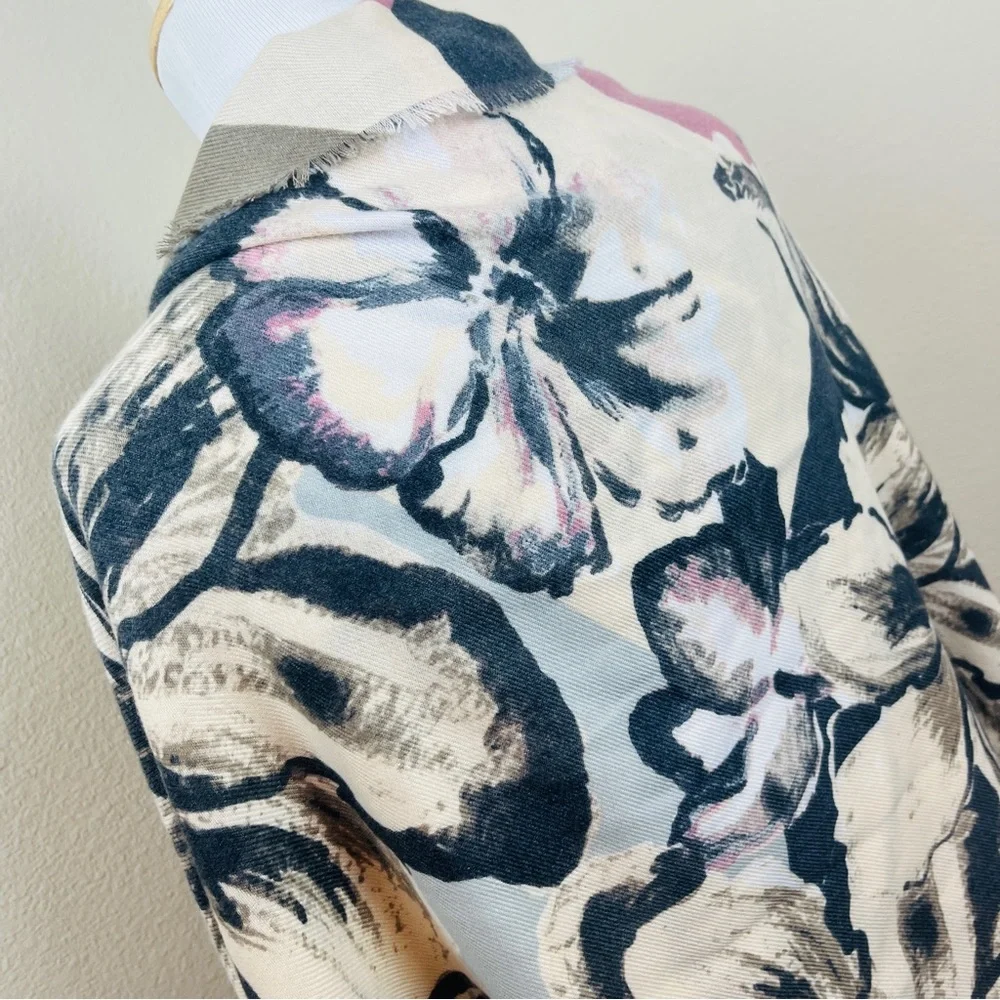 VINCE CAMUTO Floral Fringe Large Scarf Wrap NWT $38